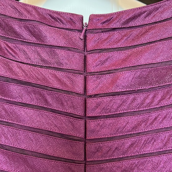 Adrianna Papell Sleeveless Tiered Ruffle Cocktail Dress Size 10 Plum - Picture 5 of 12